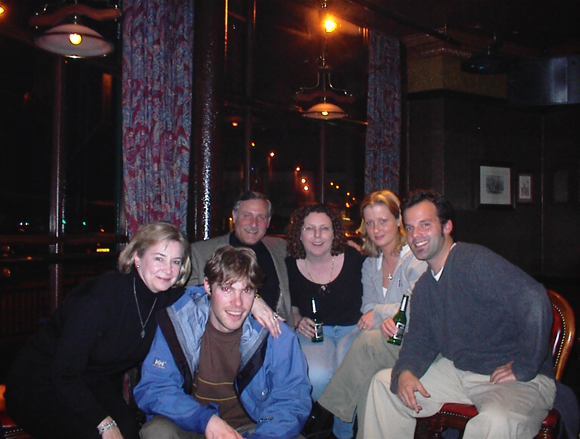 mrs_g_paul_sinead_laura_kyle2.jpg